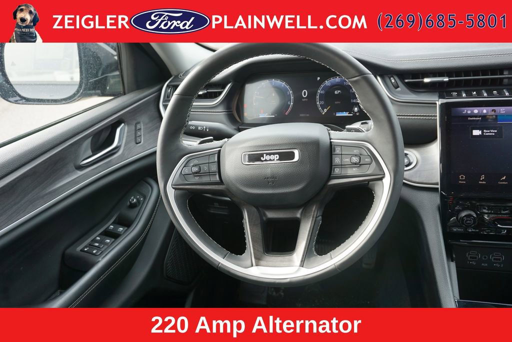 Used 2023 Jeep Grand Cherokee Limited w/ Trailer Tow Prep Group (B) AWD/4WD image 15