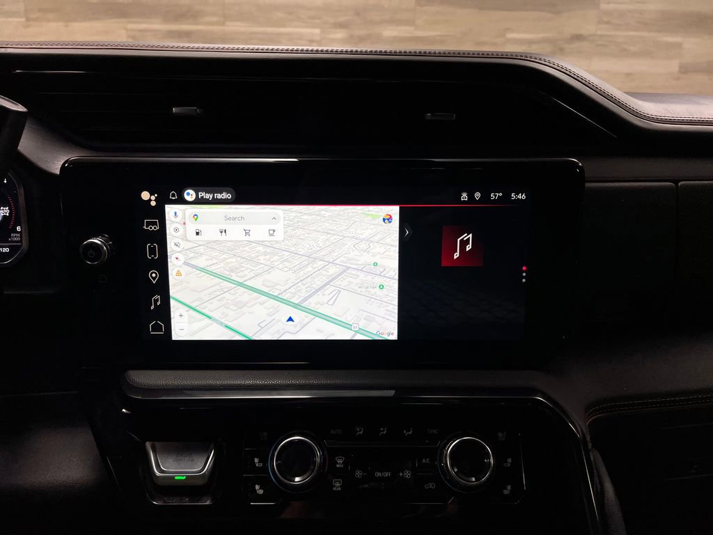 Used 2024 GMC Sierra 2500 AT4 w/ AT4 Premium Plus Package image 12