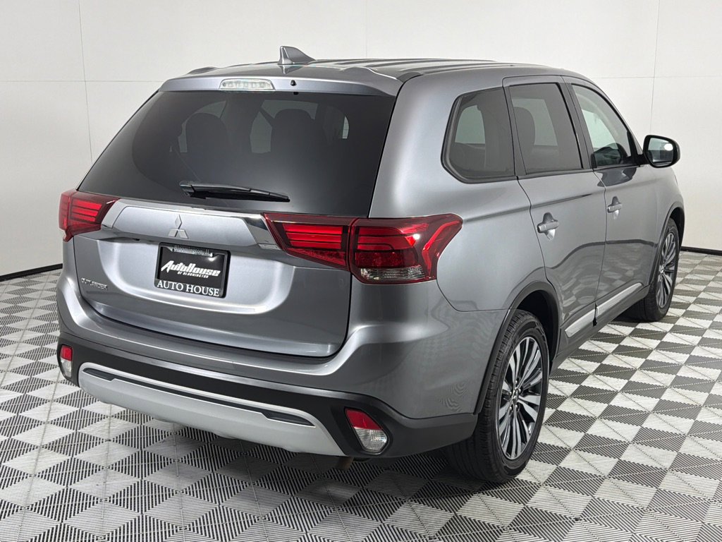 Used 2020 Mitsubishi Outlander ES FWD image 5