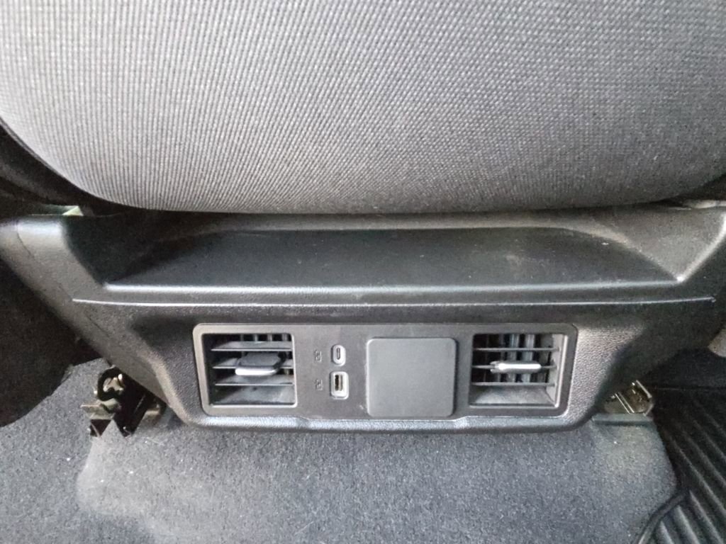 Used 2025 Chevrolet Silverado 2500 Custom w/ Custom Value Package image 31