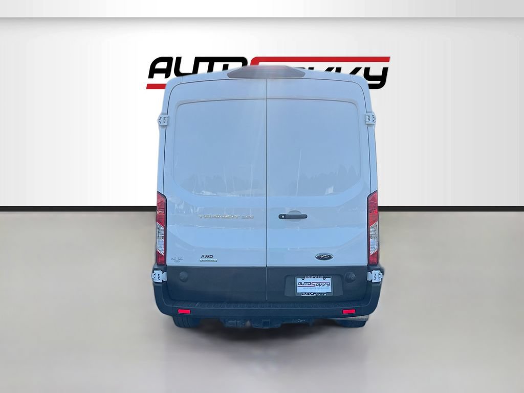 Used 2024 Ford Transit 250 148 Medium Roof Extended AWD image 6
