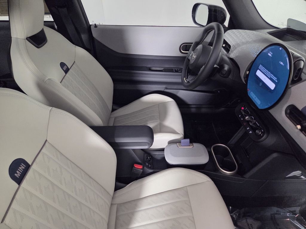 Used 2025 MINI Cooper S image 30