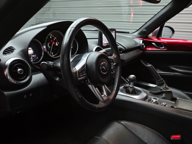 Used 2022 MAZDA MX-5 Miata RF Grand Touring w/ Weather Package RWD image 13