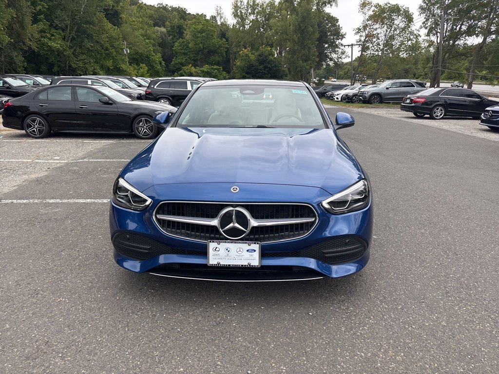 Used 2025 Mercedes-Benz C 300 4MATIC Sedan image 2