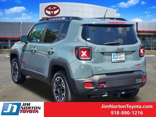 Used 2016 Jeep Renegade Trailhawk AWD/4WD image 8