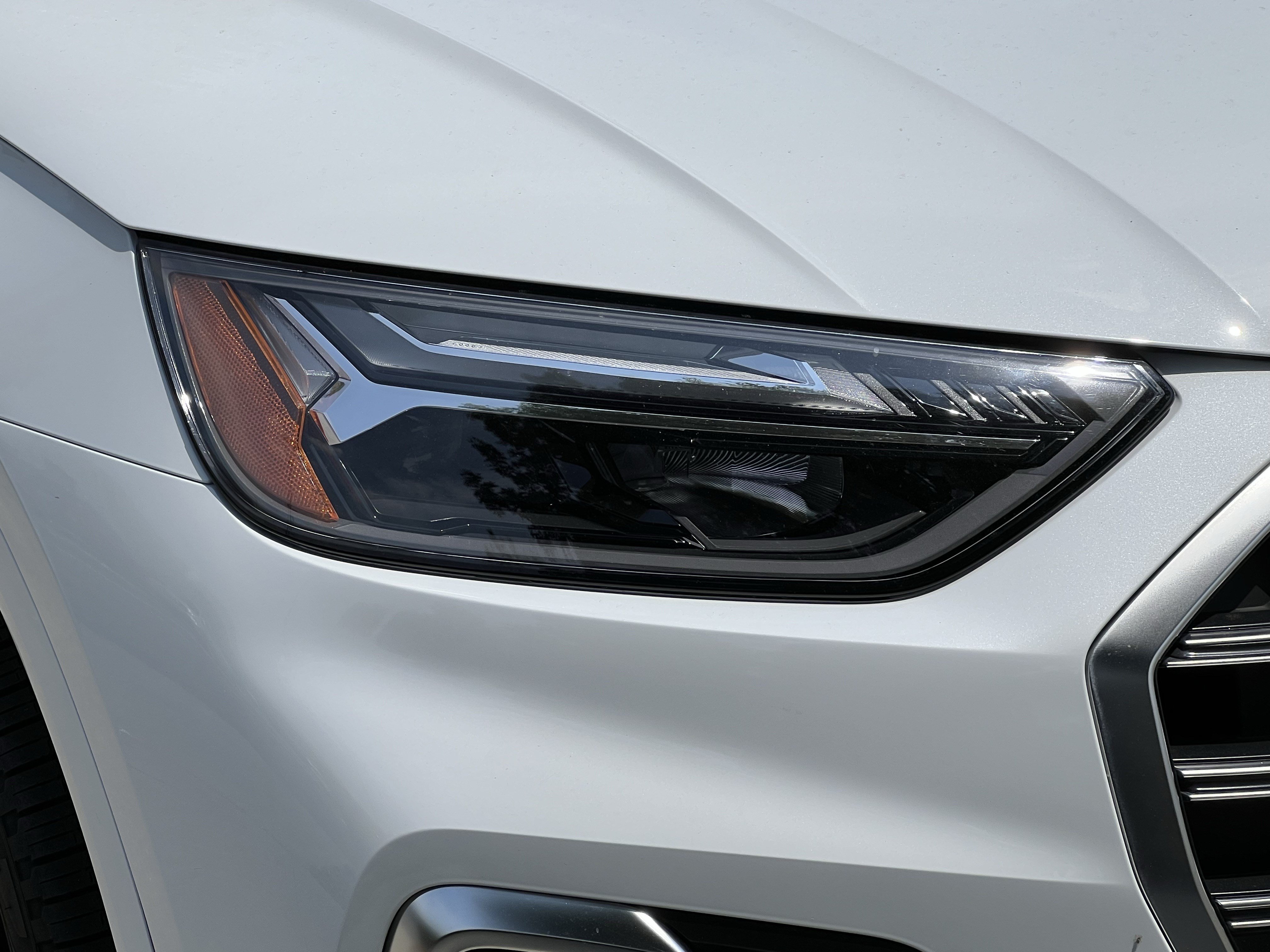 Certified 2024 Audi SQ5 Premium Plus AWD/4WD image 11