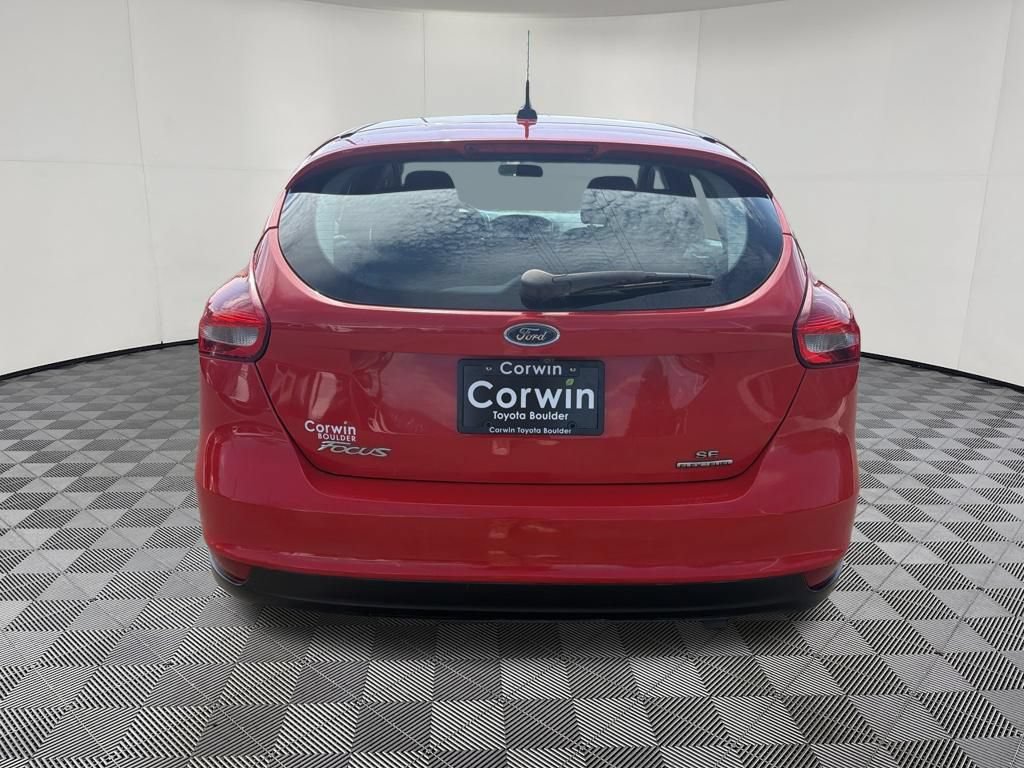 Used 2015 Ford Focus SE FWD image 5
