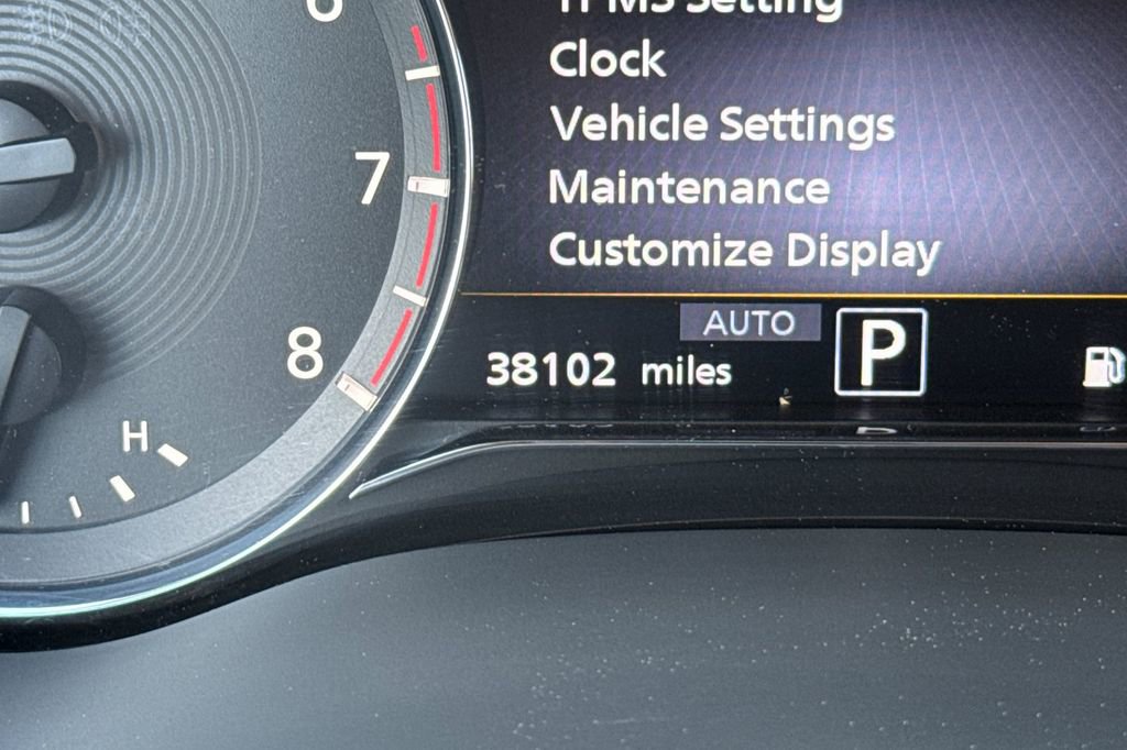 Used 2023 INFINITI QX80 Premium Select w/ Cargo Package image 24