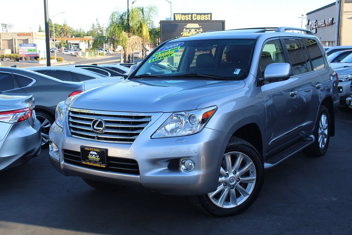 Used 2008 Lexus LX 570 4WD w/ Technology Pkg image 46