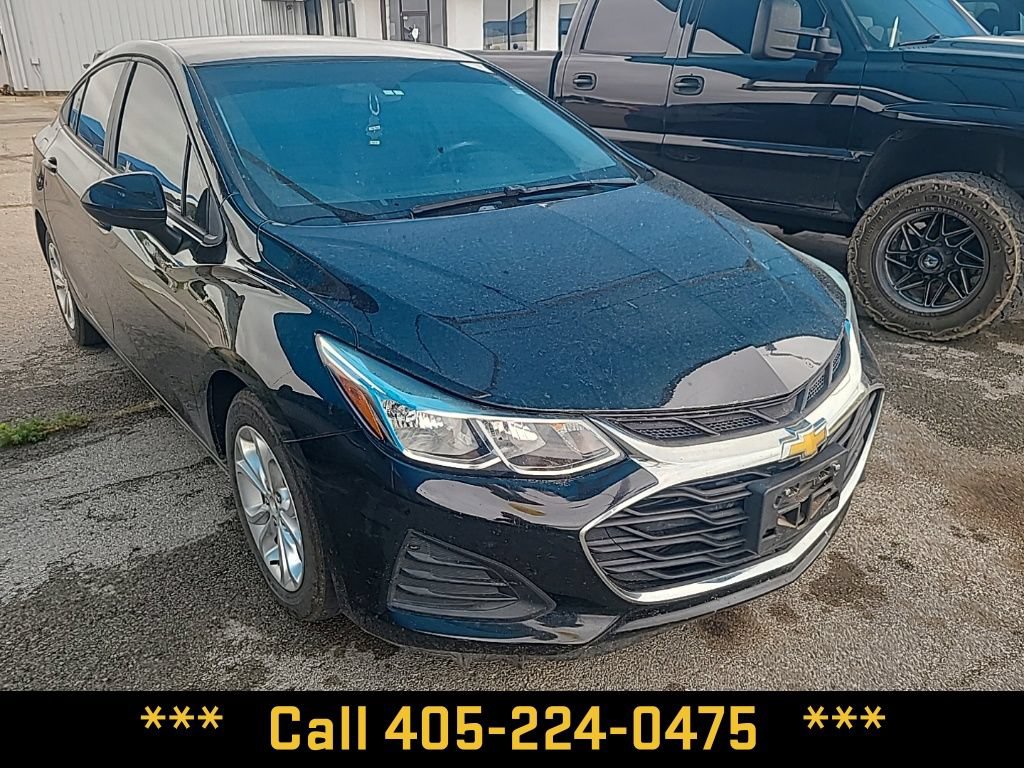 Used 2019 Chevrolet Cruze LS w/ LS Convenience Package FWD image 15