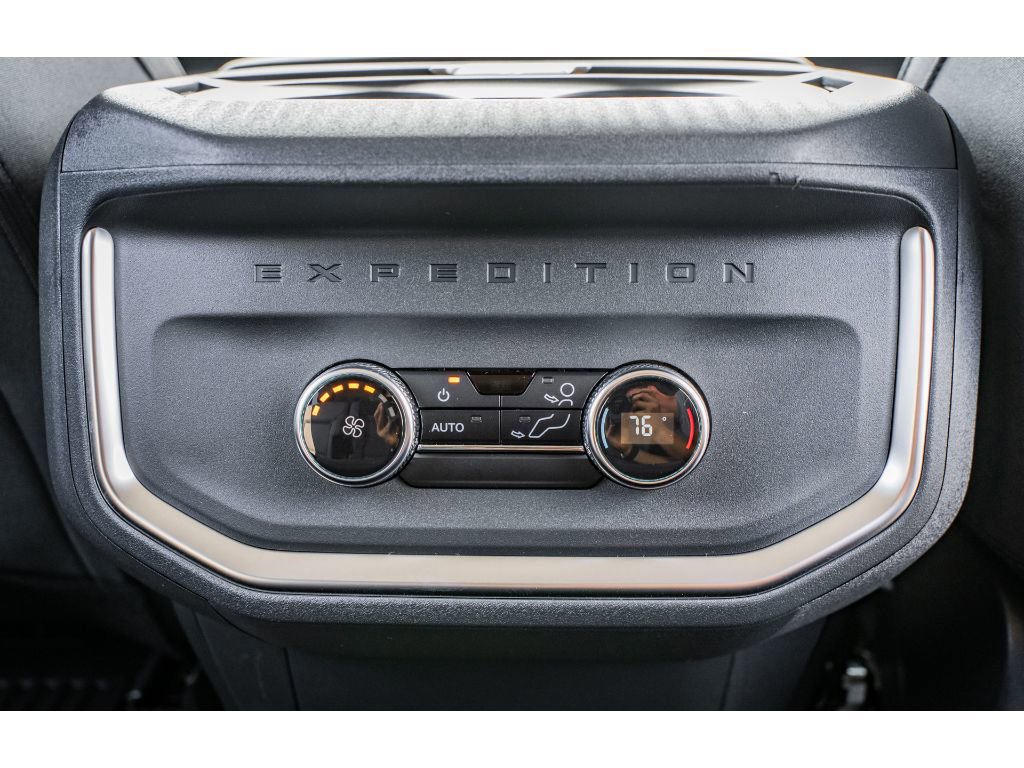 Used 2025 Ford Expedition Max Active image 27