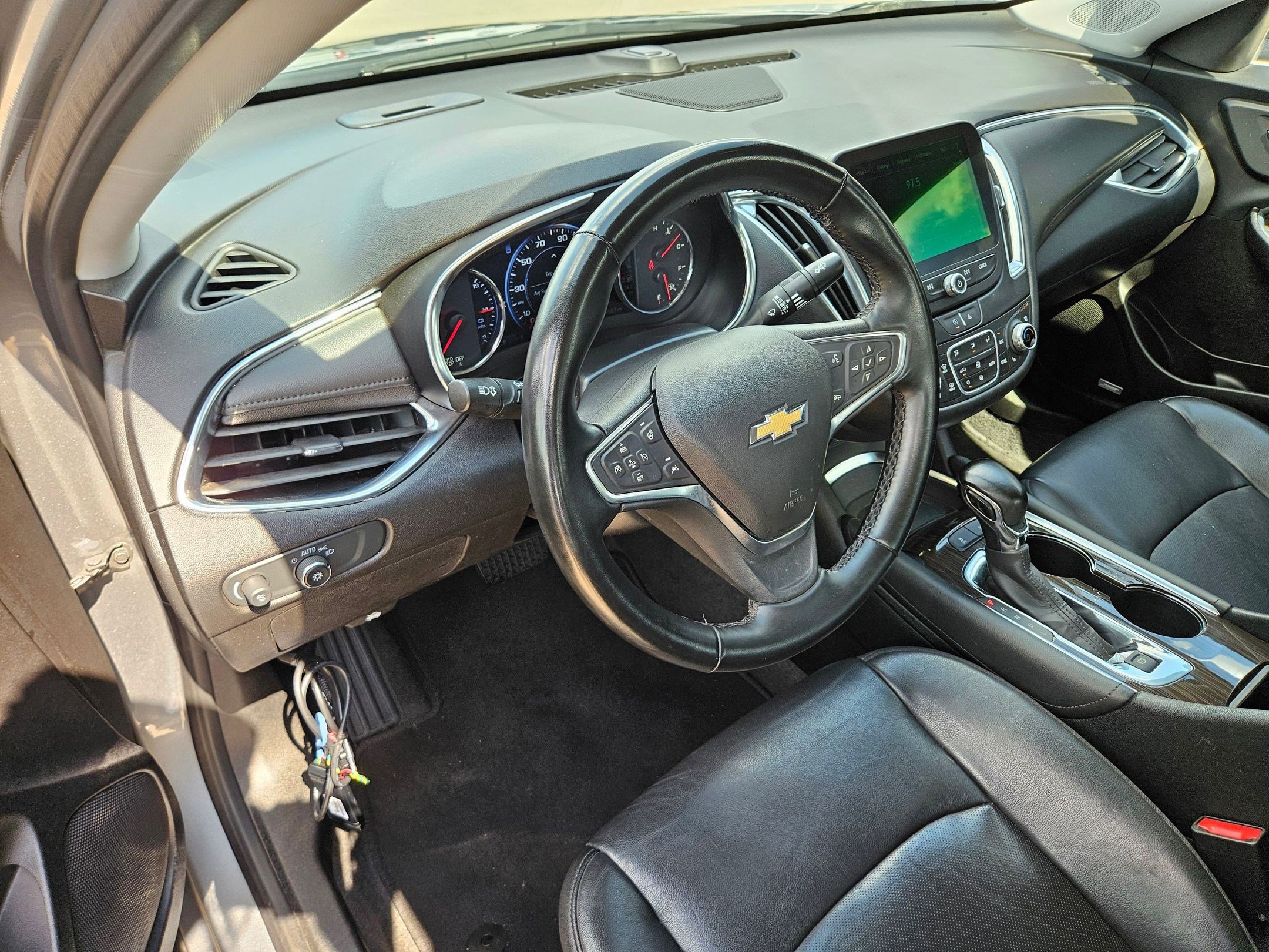 Used 2024 Chevrolet Malibu LT FWD image 16