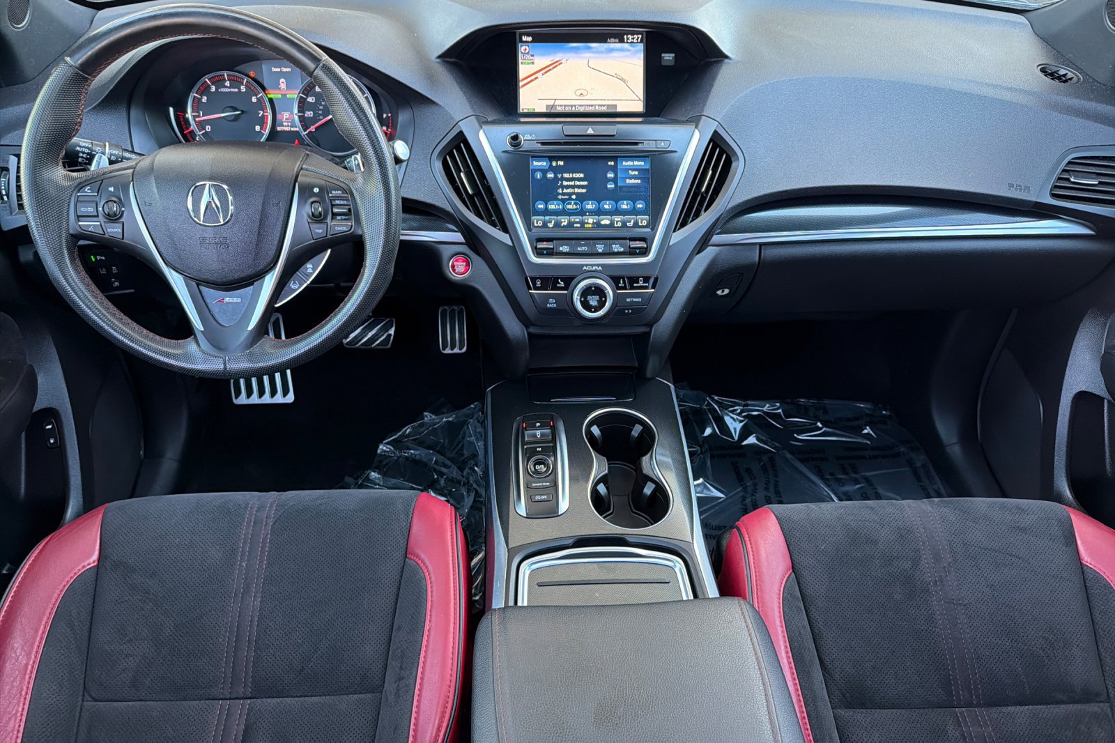 Used 2020 Acura MDX w/ Technology Package AWD/4WD image 17