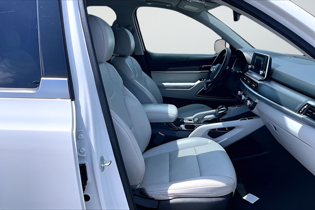 Used 2020 Kia Telluride S w/ S 8 Passenger Seating Package FWD image 27