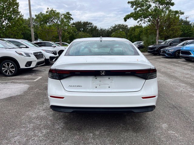 Used 2023 Honda Accord LX image 5