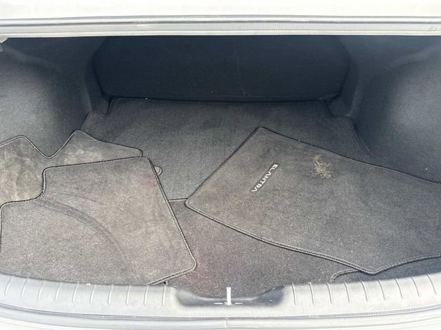 Certified 2025 Hyundai Elantra Sport FWD image 12