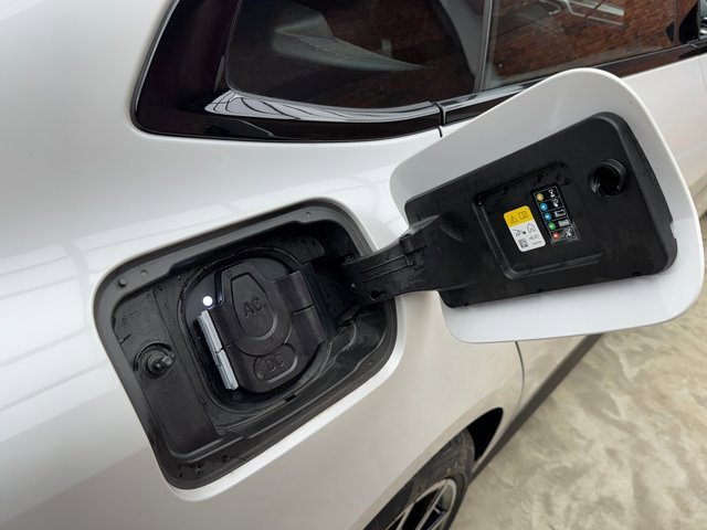 Certified 2022 BMW i4 eDrive40 w/ M Sport Package image 27