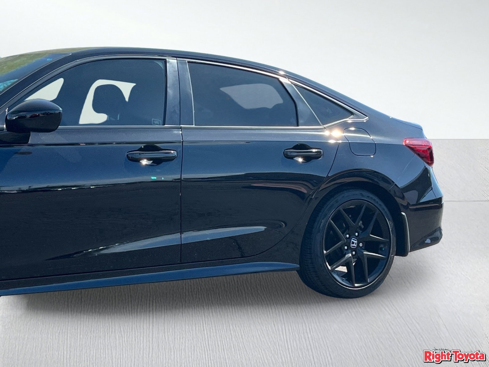 Used 2025 Honda Civic Sport image 9