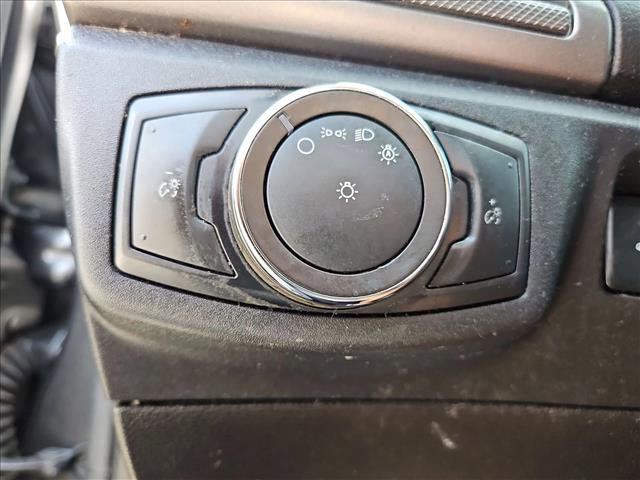 Used 2020 Ford Fusion SE image 17