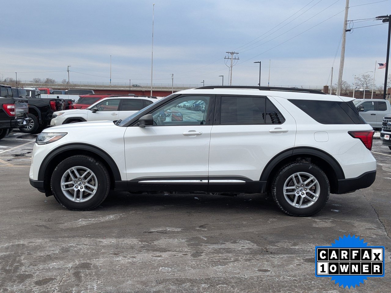 Certified 2025 Ford Explorer Active image 7