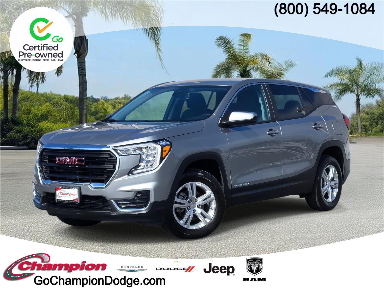 Used 2024 GMC Terrain SLE image 1