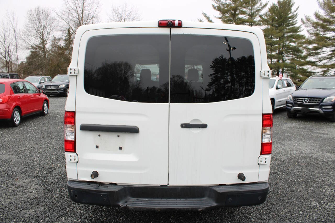 Used 2017 Nissan NV 1500 SV w/ Back Door Glass Package image 8