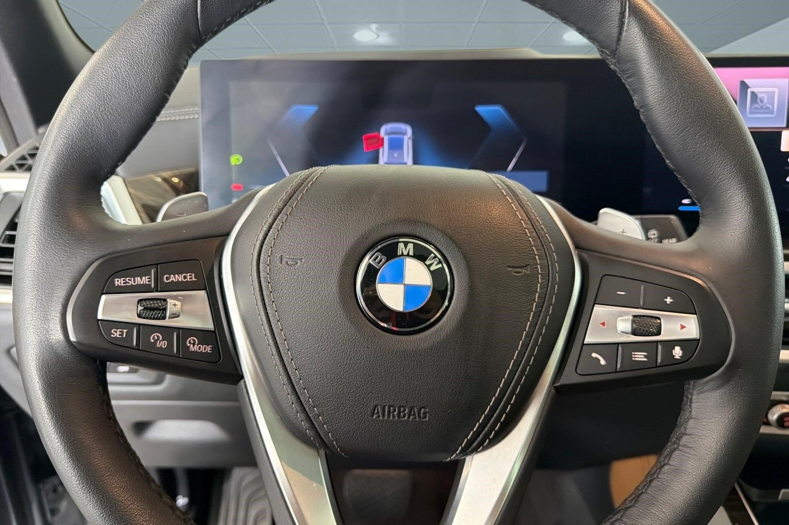 Used 2024 BMW X5 sDrive40i w/ Premium Package RWD image 11