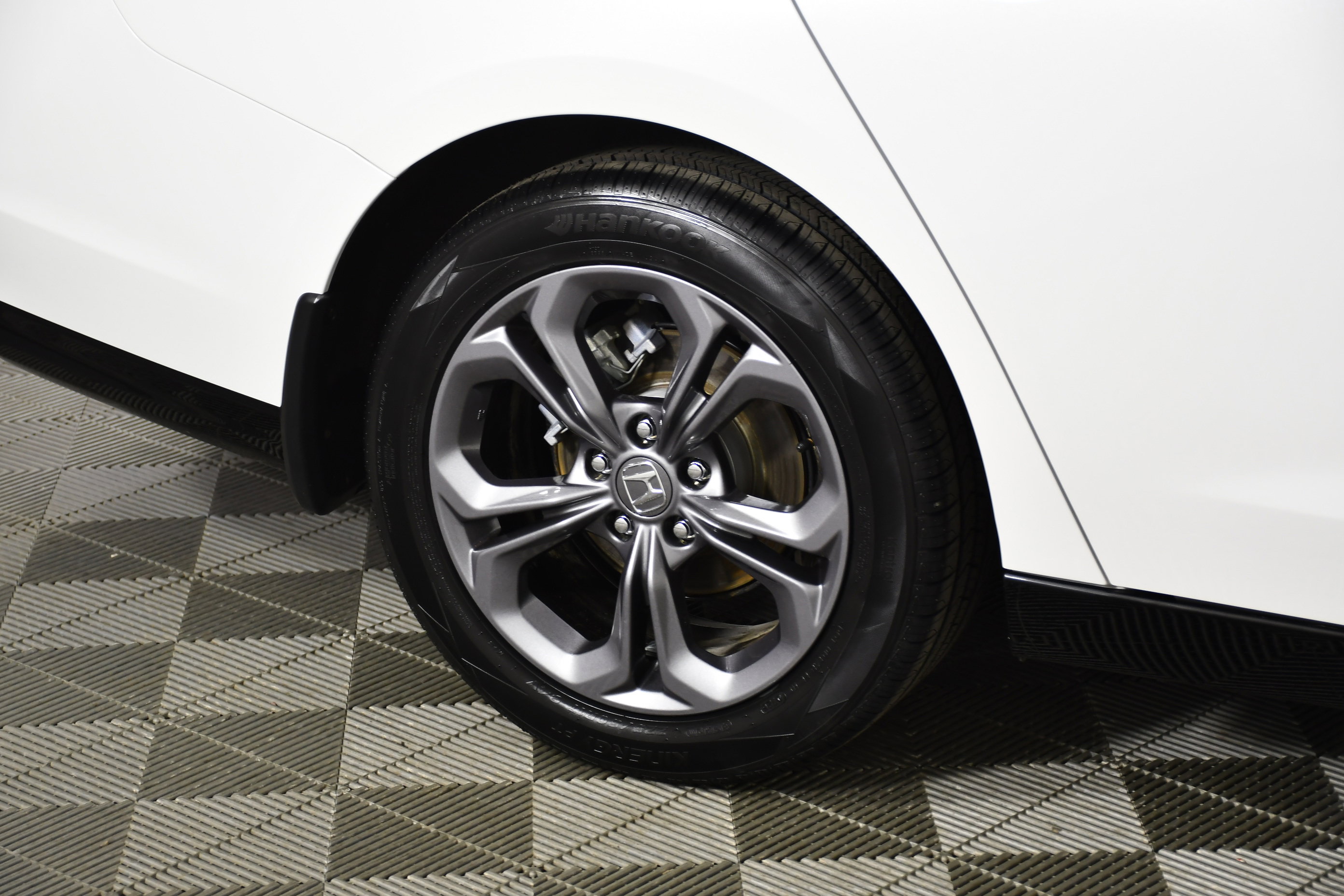 Certified 2025 Honda Accord EX-L image 54