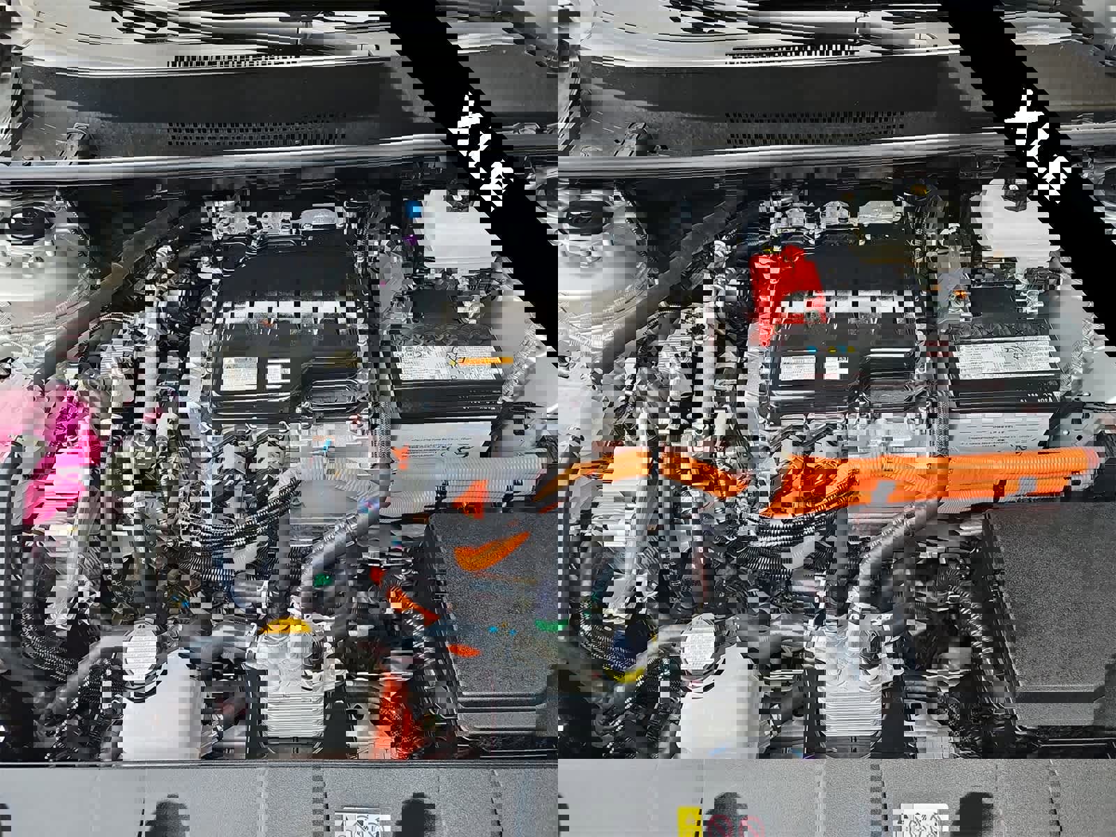 Used 2024 Toyota bZ4X XLE w/ Weather Package image 13