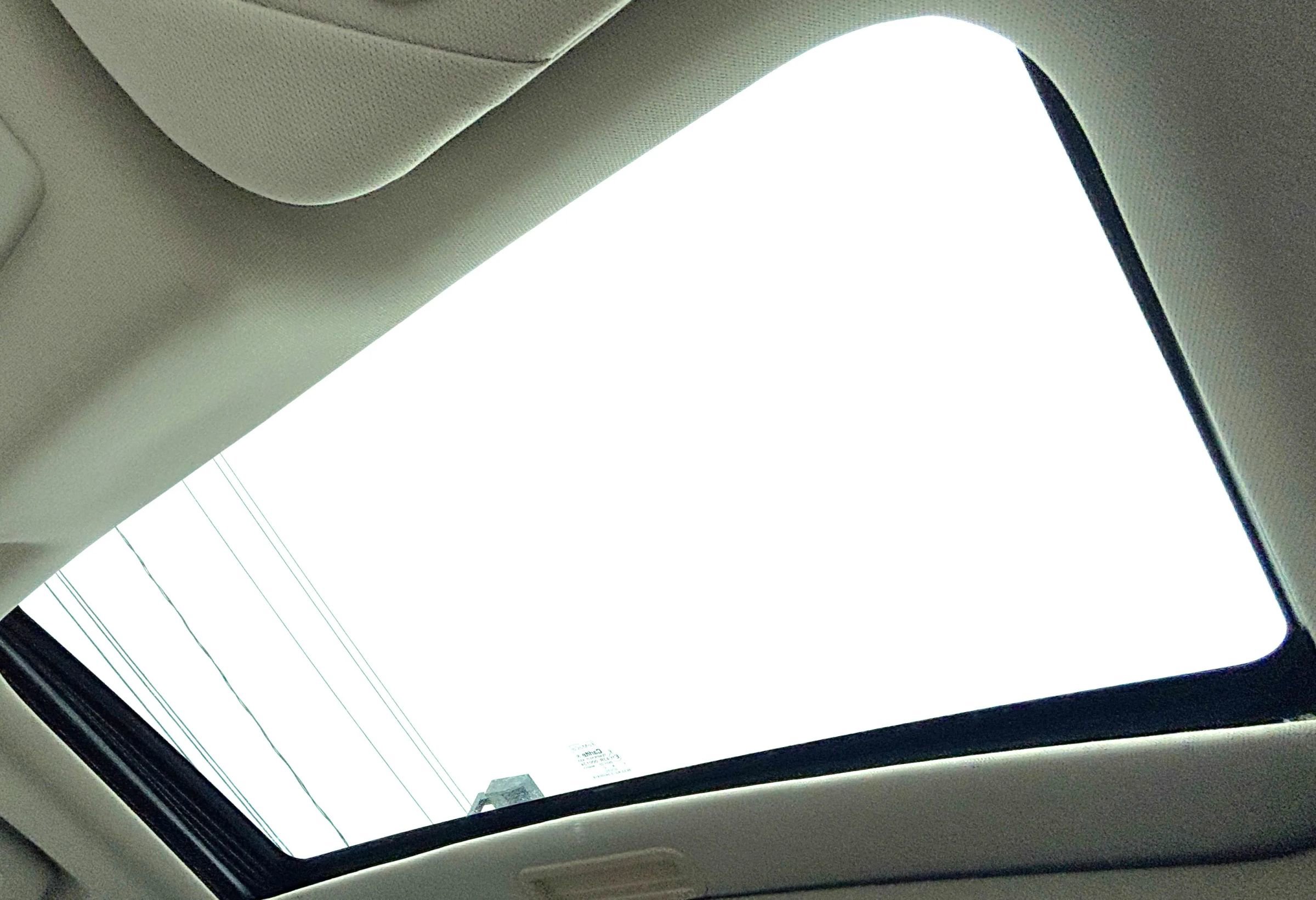 Used 2012 Ford Escape Limited image 29