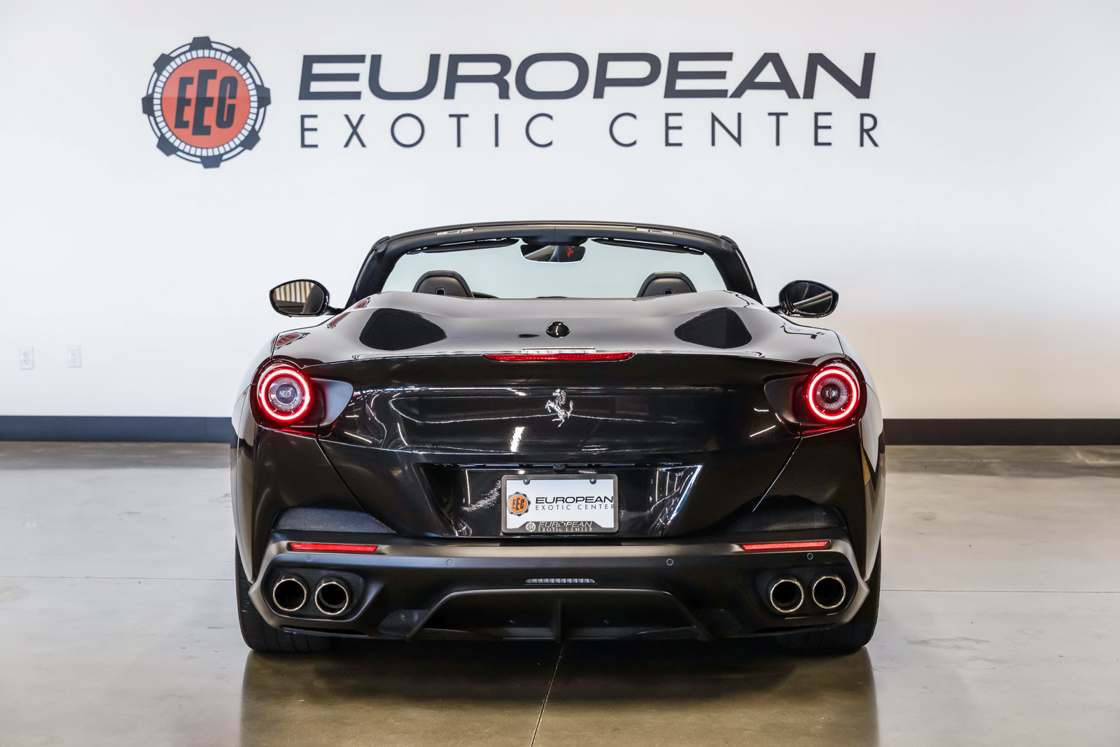 Used 2020 Ferrari Portofino RWD image 11
