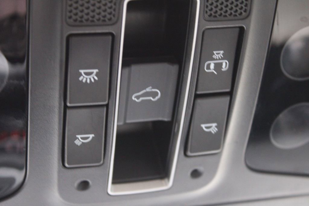 Used 2020 Kia Sorento SX image 31