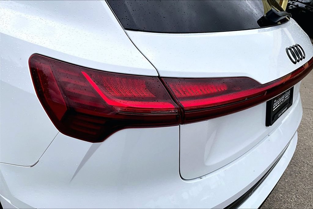 Used 2019 Audi e-tron Prestige AWD/4WD image 28