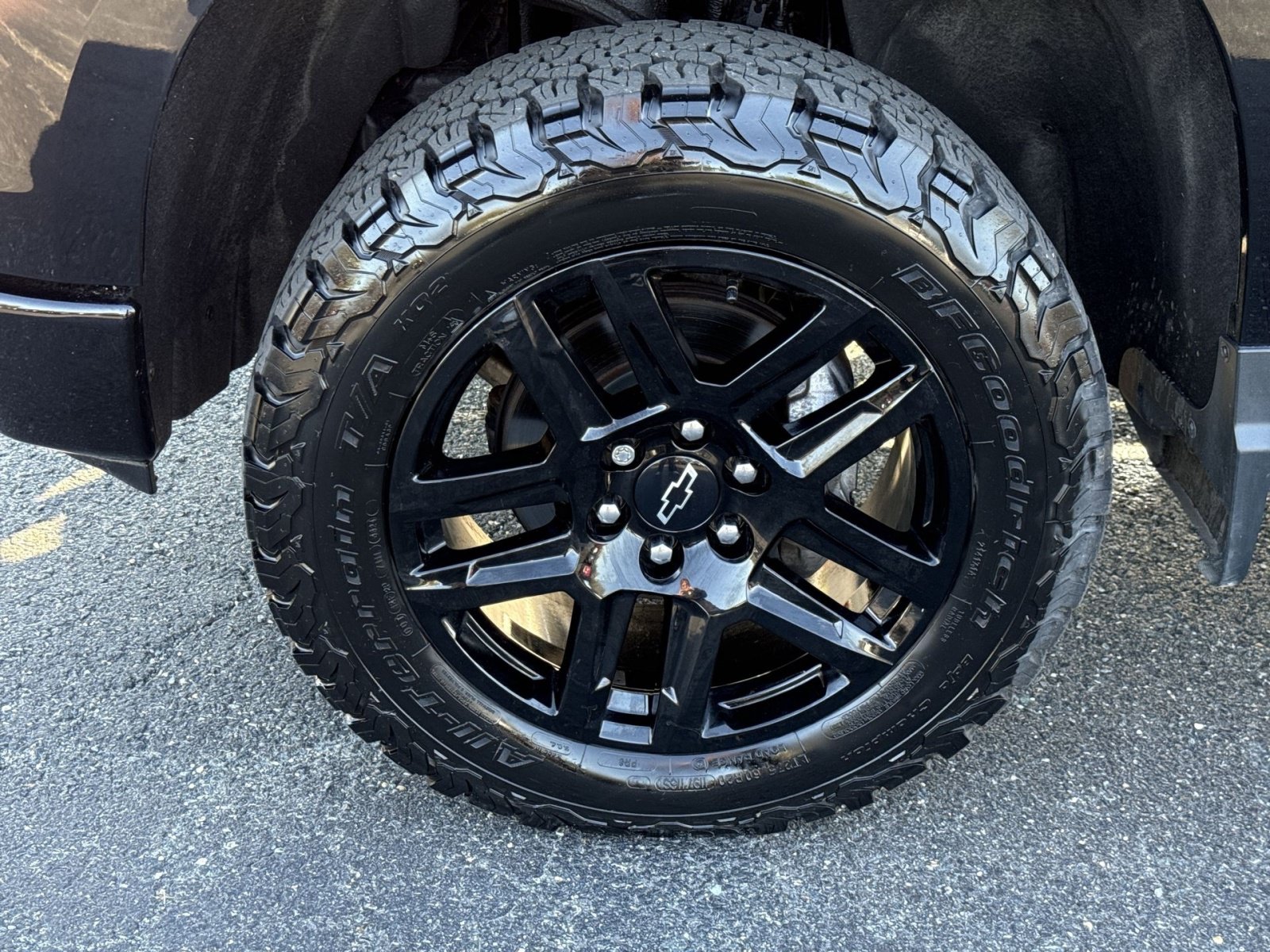 Used 2022 Chevrolet Silverado 1500 Custom Trail Boss w/ LPO, Dark Essentials Package AWD/4WD image 13