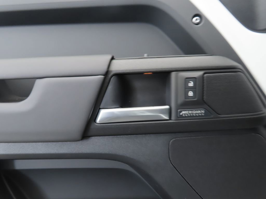 New 2025 Land Rover Defender 130 V8 image 24