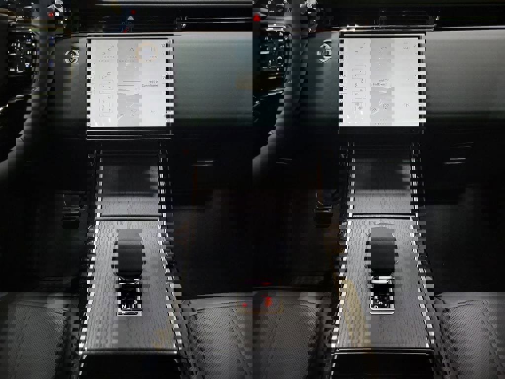 Used 2026 Land Rover Range Rover Evoque S AWD/4WD image 26