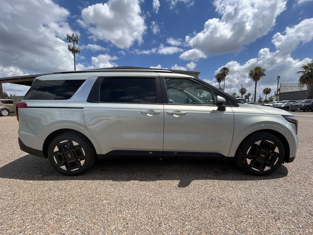 New 2026 Kia Carnival EX image 5