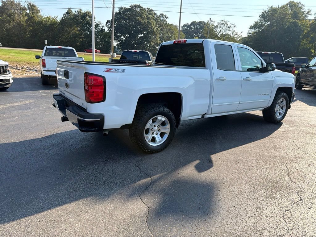 Used 2017 Chevrolet Silverado 1500 LT w/ All Star Edition AWD/4WD image 3