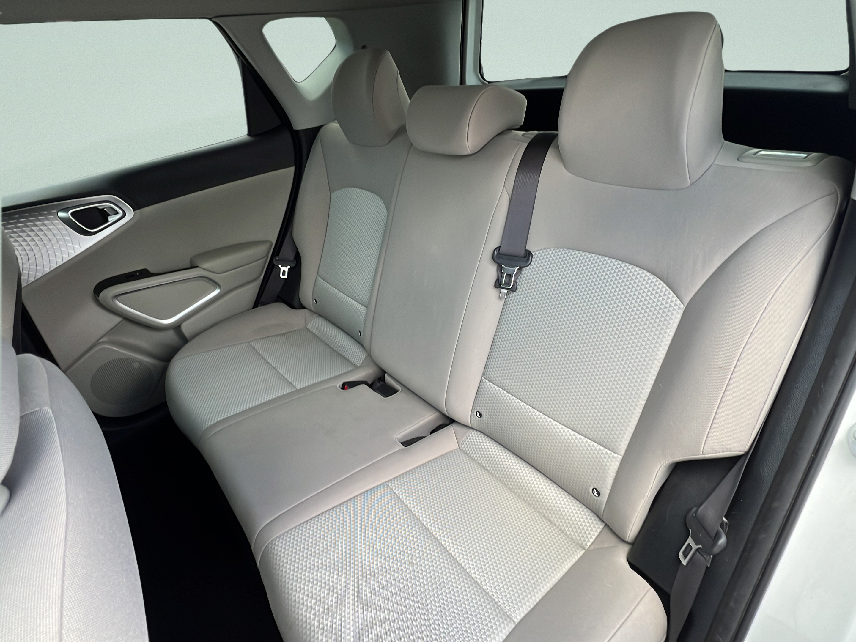 Used 2020 Kia Soul LX FWD image 13