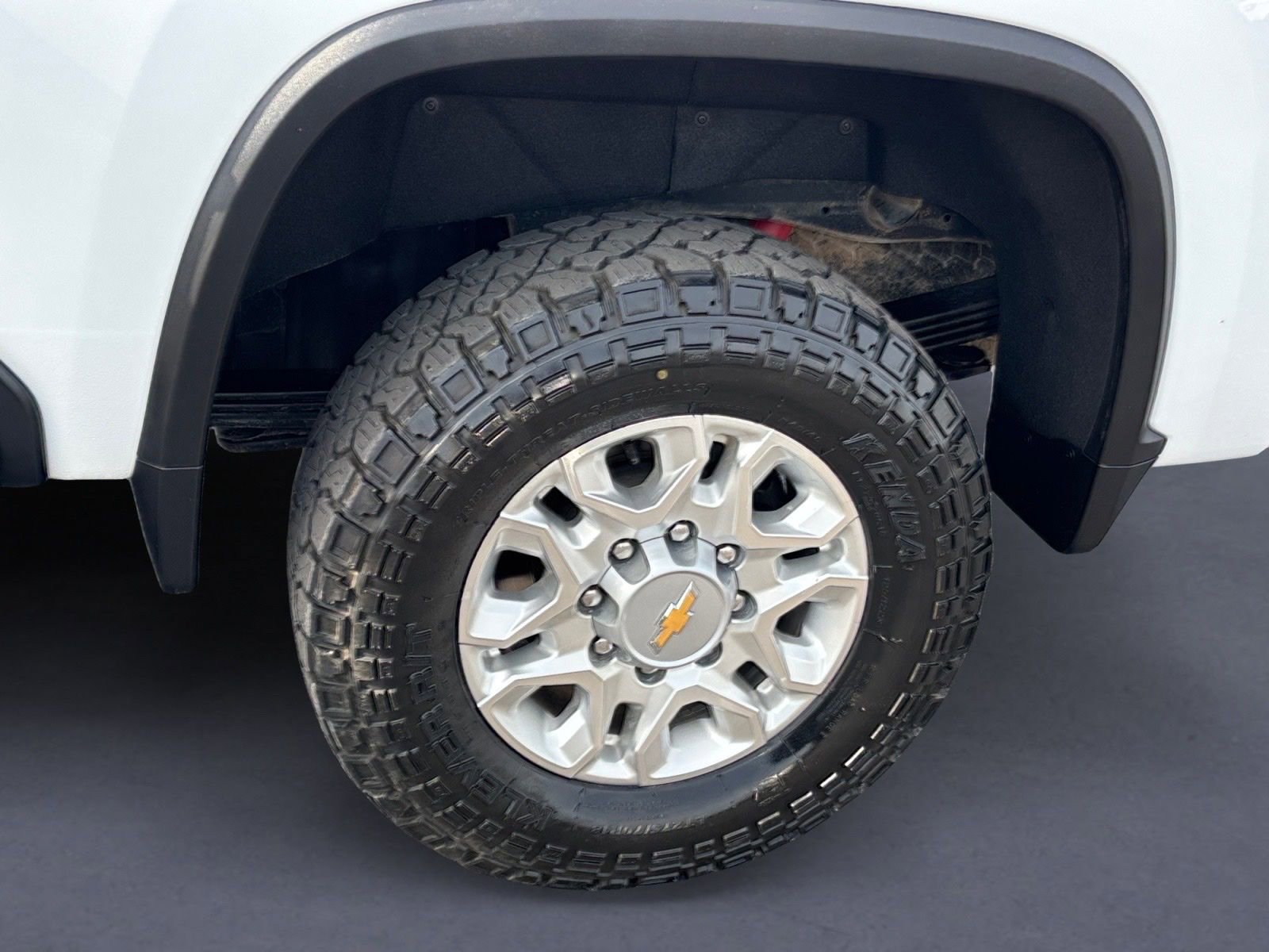 Used 2023 Chevrolet Silverado 2500 LT w/ Convenience Package image 14