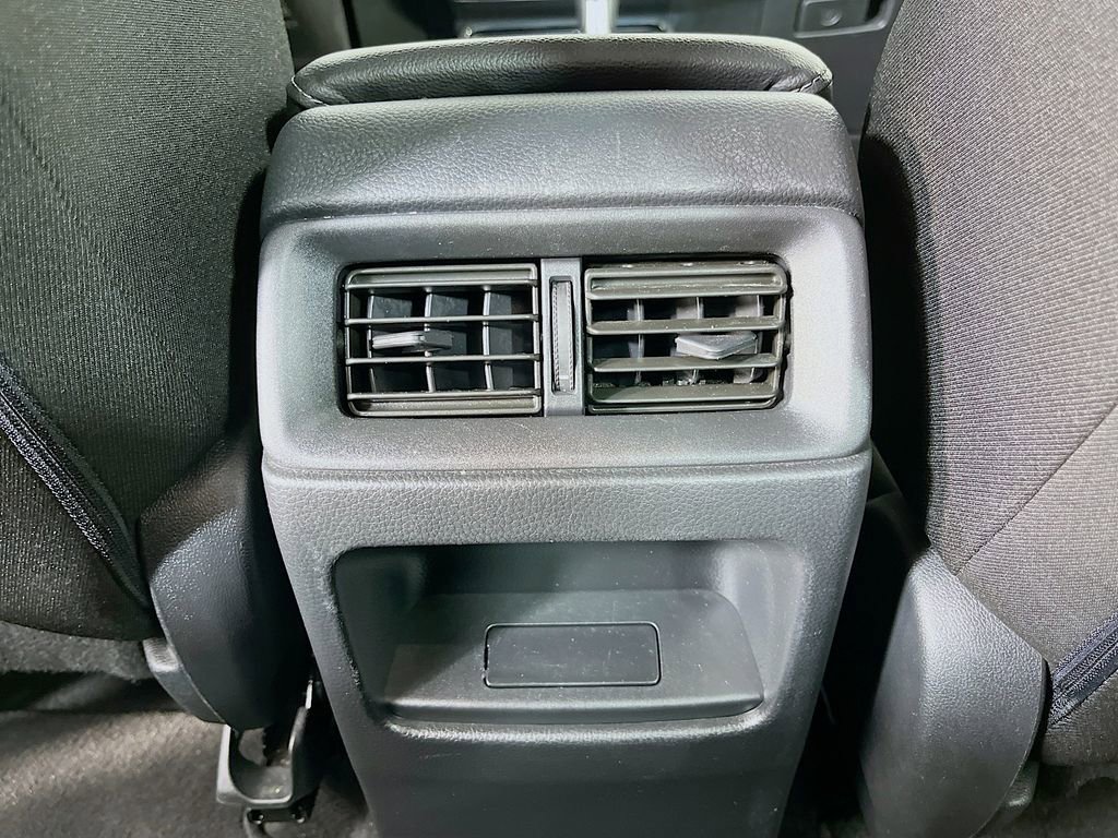 Used 2023 Honda CR-V LX image 29