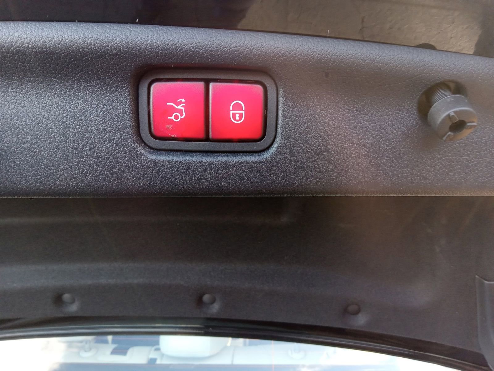 Used 2022 Mercedes-Benz C 300 4MATIC Sedan image 19