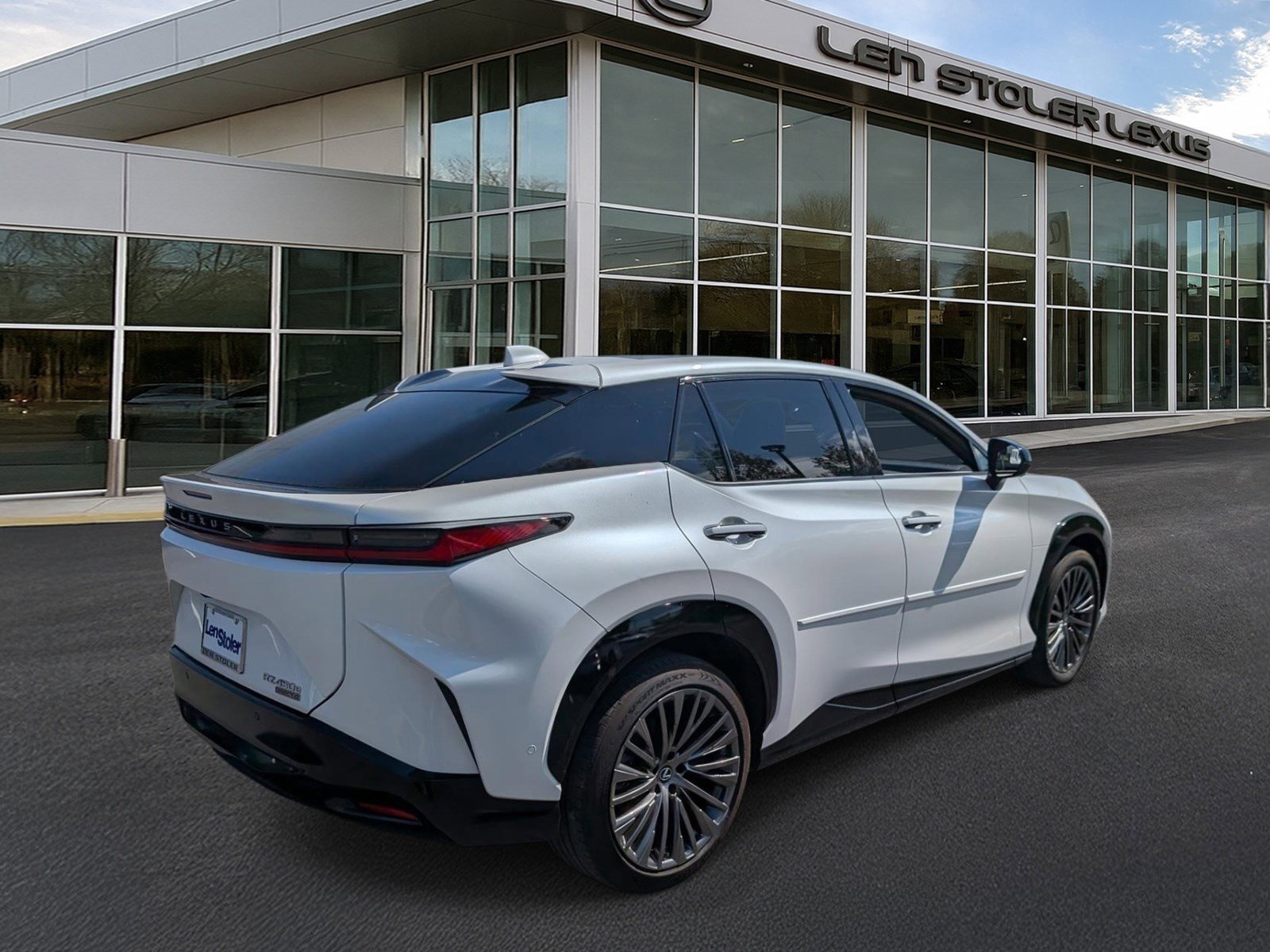 Used 2023 Lexus RZ 450e Premium w/ Accessory Package (2T) AWD/4WD image 3