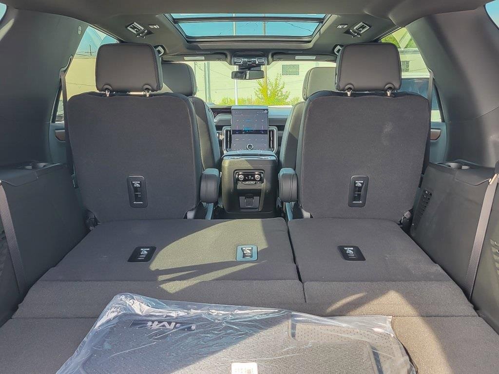 New 2026 GMC Yukon Denali w/ Sun & Power Step Package image 20