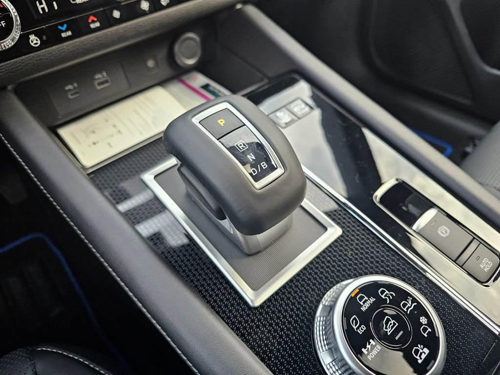 New 2025 Mitsubishi Outlander SEL Black Edition image 23