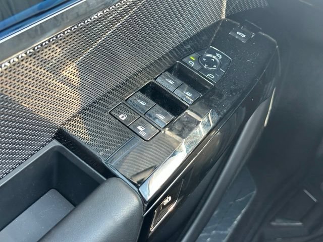 Used 2024 BMW i7 eDrive50 RWD image 23