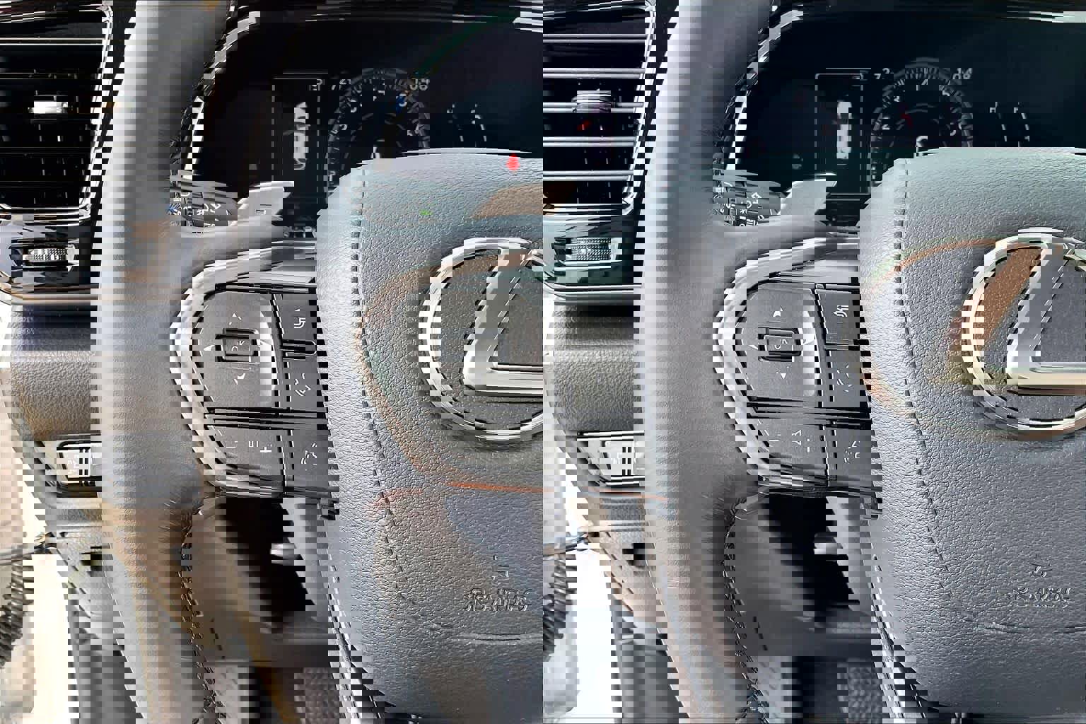 Used 2025 Lexus NX 250 FWD w/ Accessory Package (2T) image 21