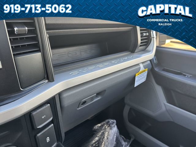 New 2024 Ford F550 4x4 Regular Cab Super Duty image 26