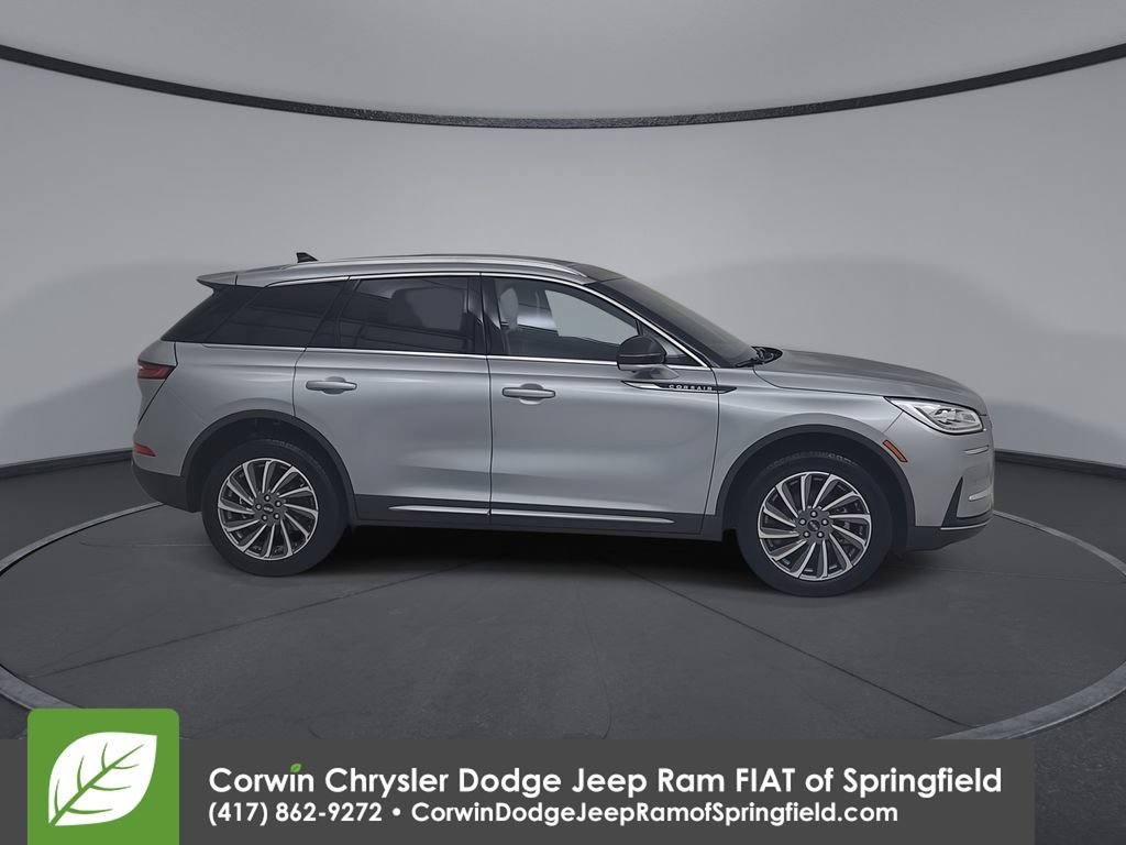 Used 2024 Lincoln Corsair Reserve w/ Equipment Group 201A AWD/4WD image 17