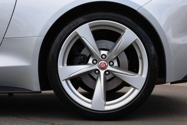 Used 2019 Jaguar F-TYPE R-Dynamic RWD image 48